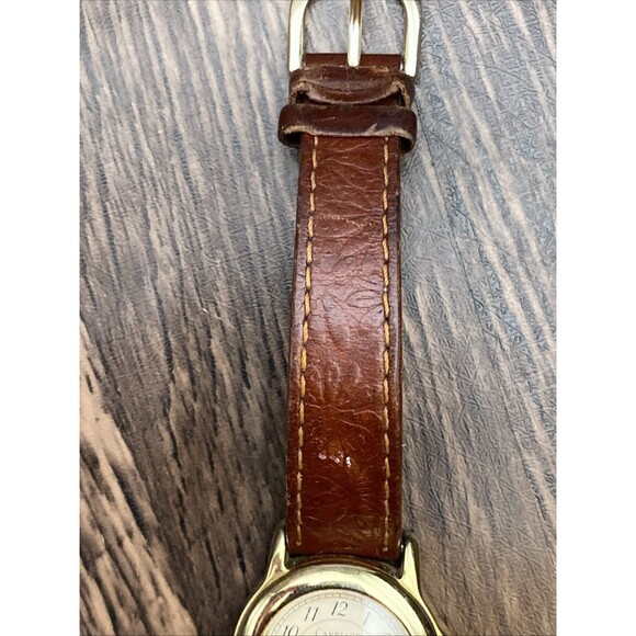 Timex Carriage women's Gold Tone Date Watch Indiglo New Battery - Picture 5 of 11